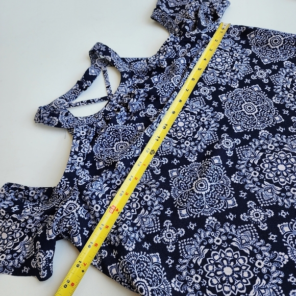 Iz Byer Blouse Top Womens Multi Floral Cold Shoulder Sleeve Halter Neck Blue S - Picture 9 of 11